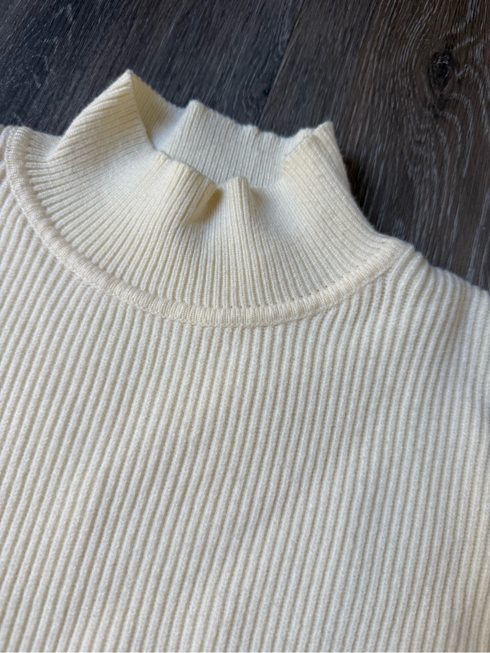 Mod Ref Boxy Cream Ribbed Turtleneck Sweater Large - Picture 3 of 7